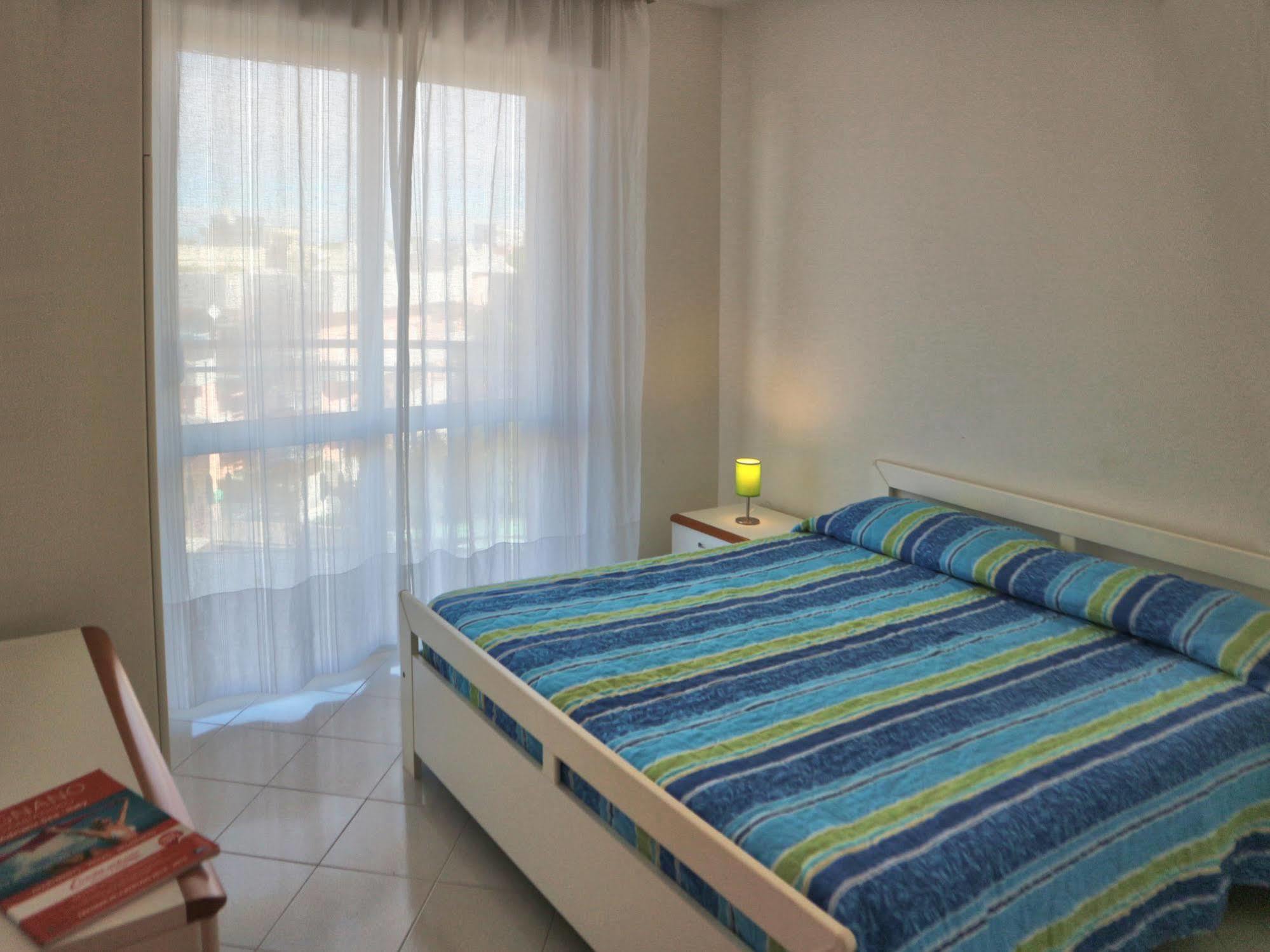 Ba- La Torre - Sea View - Apartman Lignano Sabbiadoro Kültér fotó